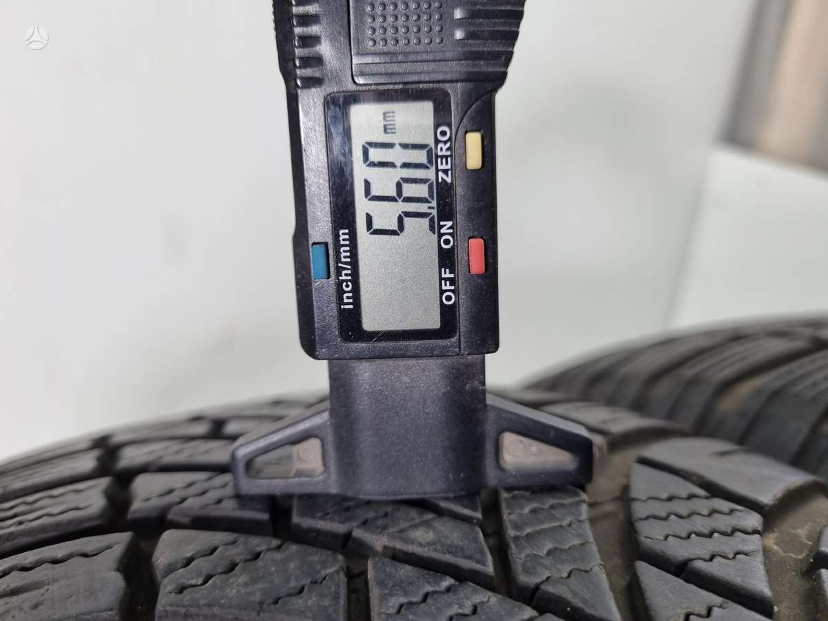 Bridgestone 6mm, 2022m, winter 215/65 R17