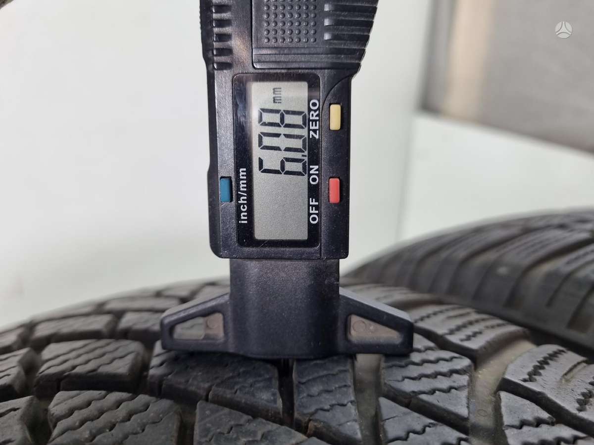 Bridgestone 6mm, 2022m, winter 215/65 R17