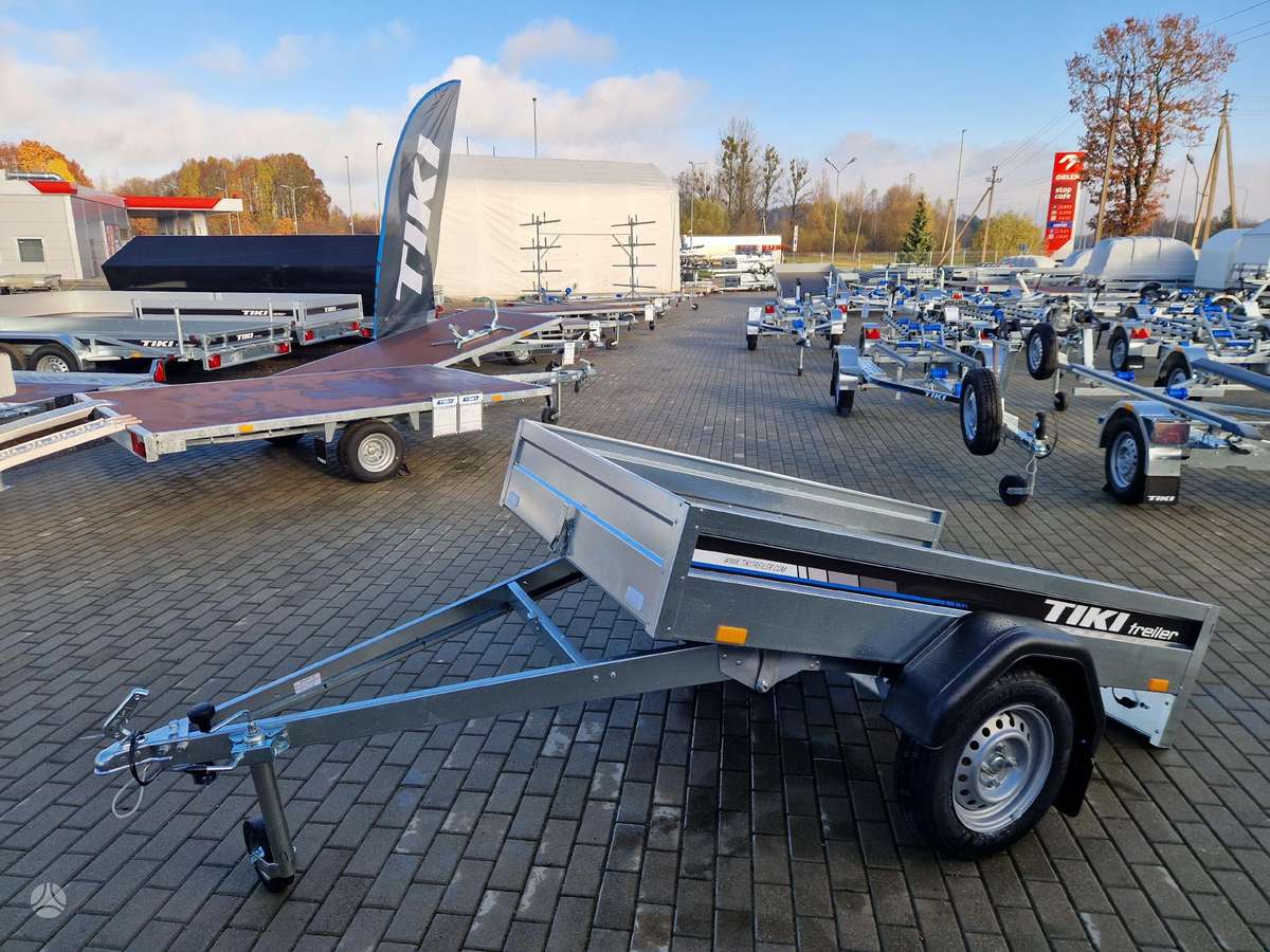 Tiki Treiler CM200-R, passenger car trailers