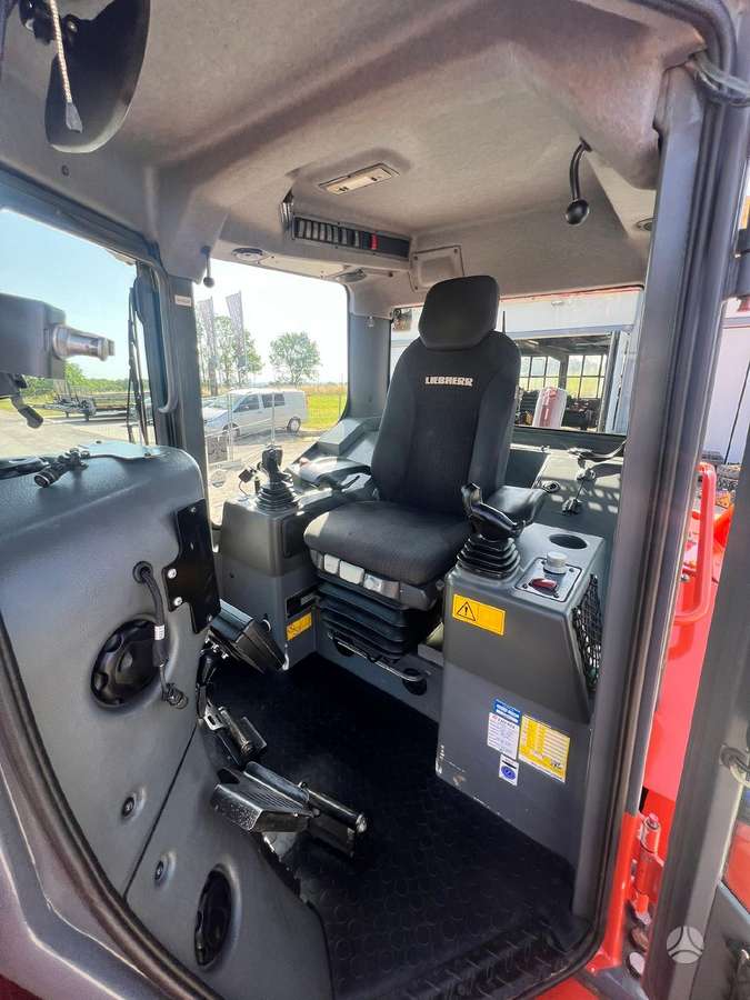 Liebherr PR 726 LGP Trimble 3D, buldozeriai