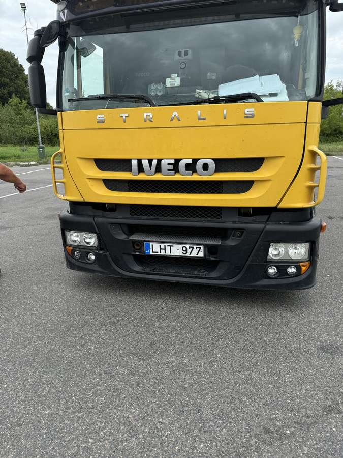 Iveco Straliz, автовозы