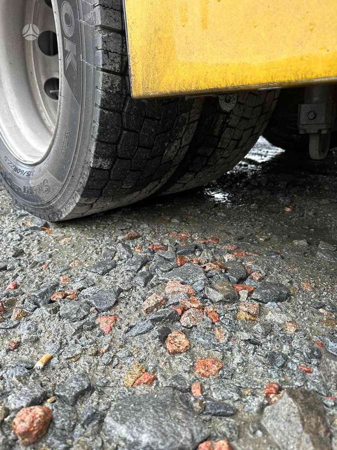 Iveco Straliz, auto transporters
