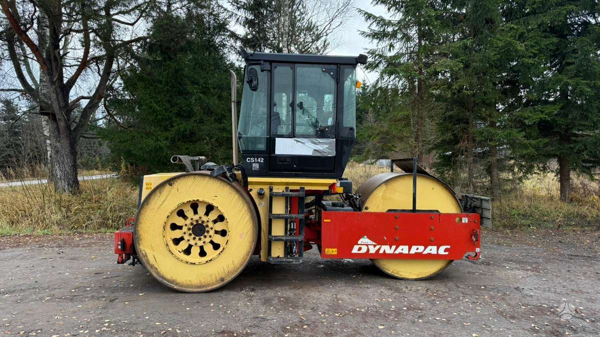 Dynapac CS142, vibro technika