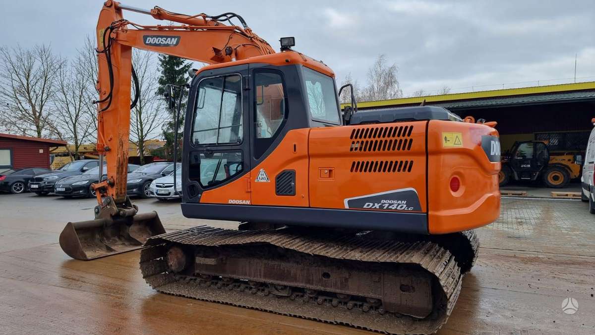 Doosan DX 140 LC-3 Bog Master, экскаваторы