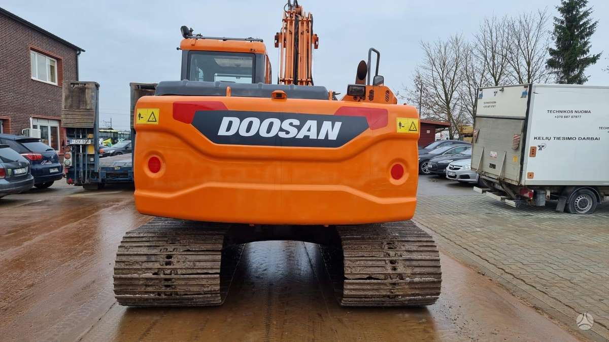 Doosan DX 140 LC-3 Bog Master, excavator