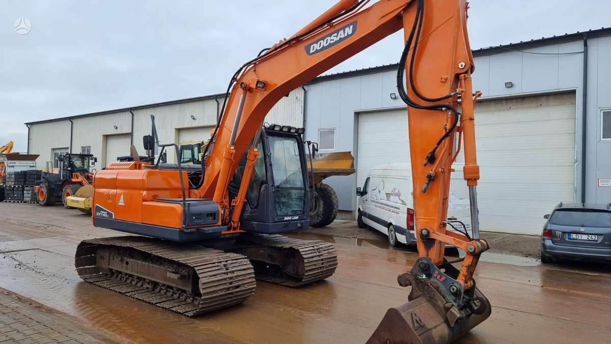 Doosan DX 140 LC-3 Bog Master, excavator