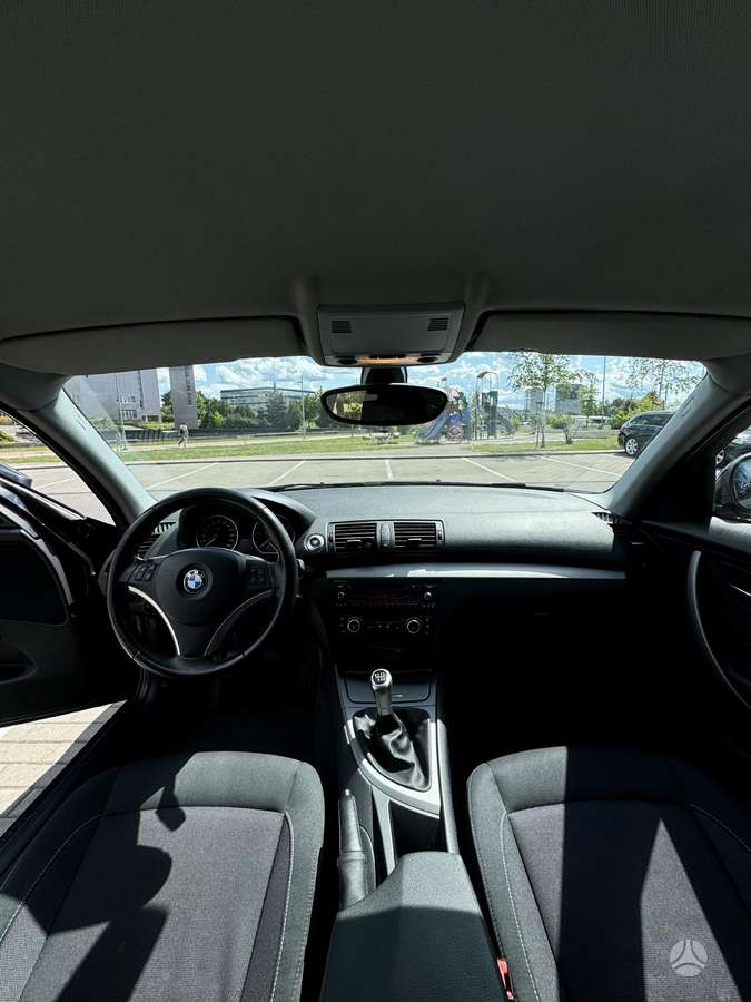 BMW 120, 2.0 l., hatchback