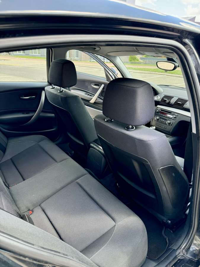 BMW 120, 2.0 l., hatchback