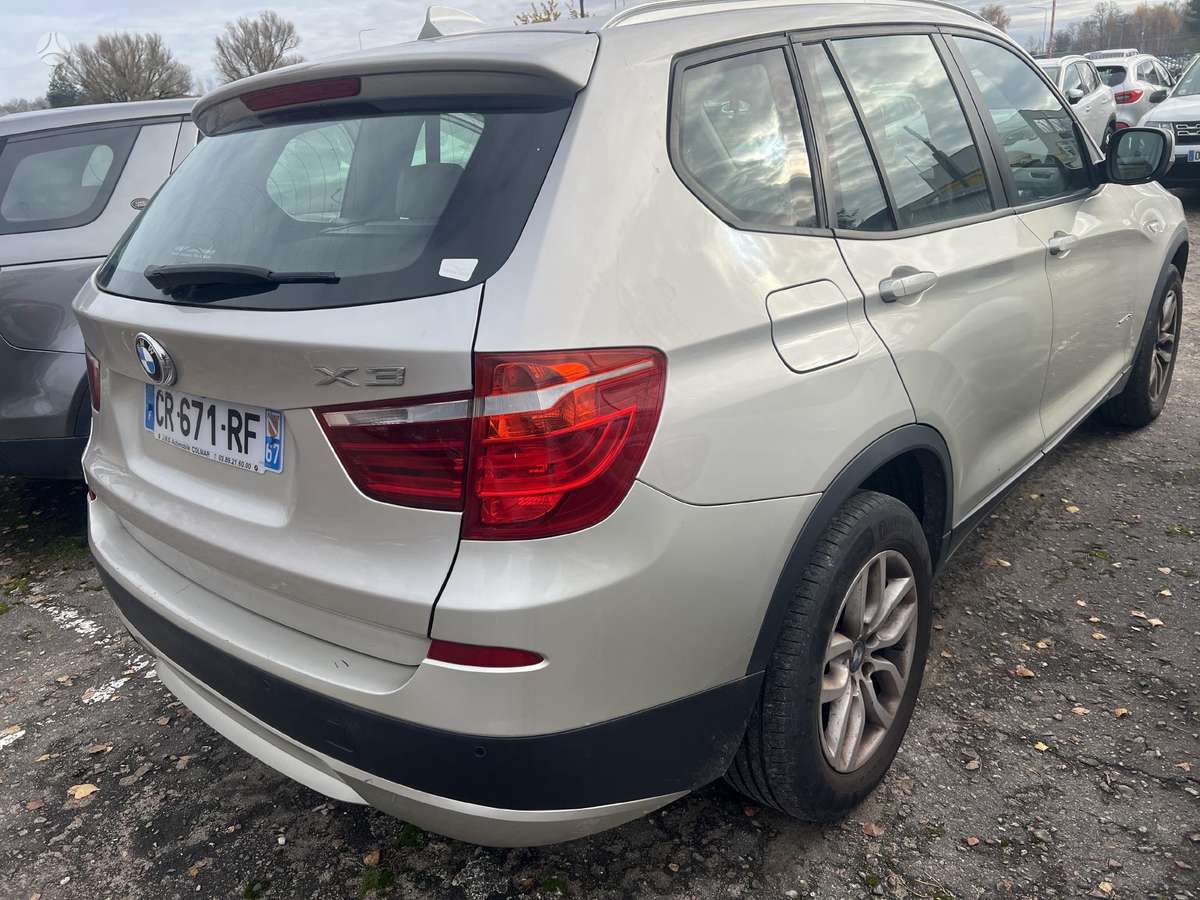 BMW X3, 2.0 l., off-road / crossover