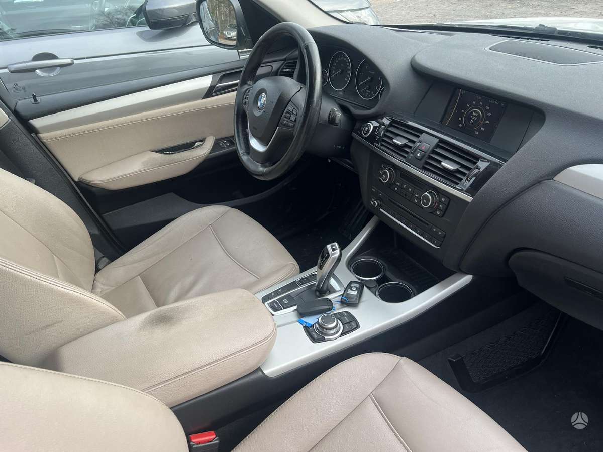 BMW X3, 2.0 l., off-road / crossover