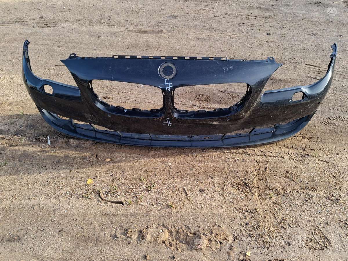 BMW 5 serija Bamperis