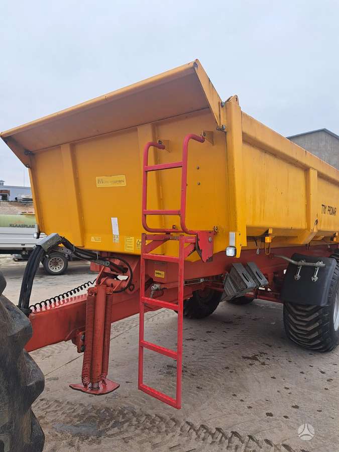Pronar T701, priekabos, puspriekabės