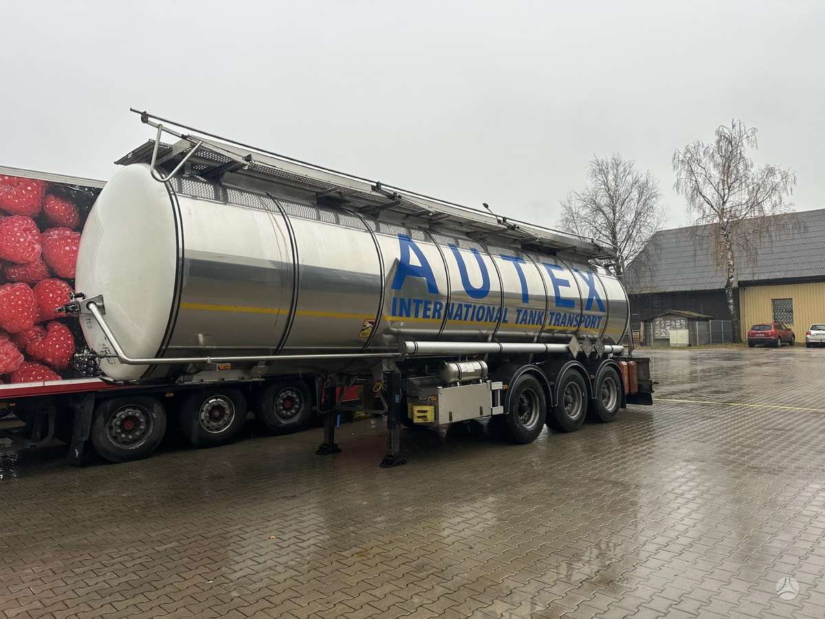 Kässbohrer STB/ CT12 TANKAUFLIEGER, tanker