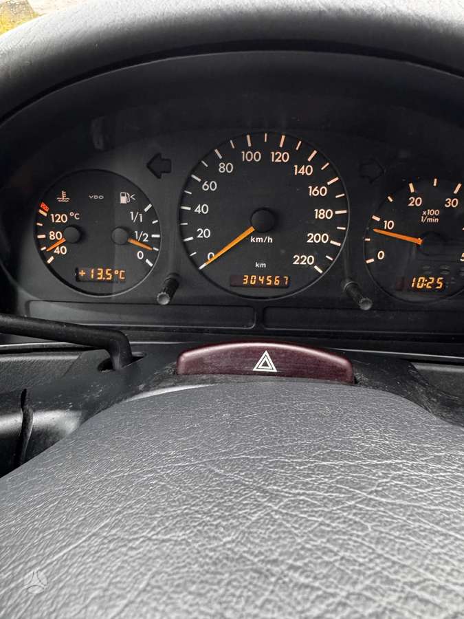 Mercedes-Benz ML270