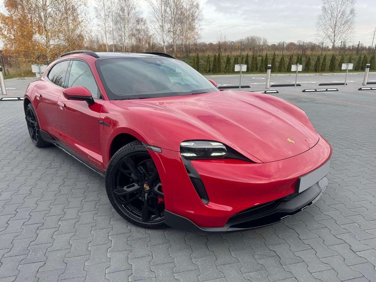 Porsche Taycan - 3