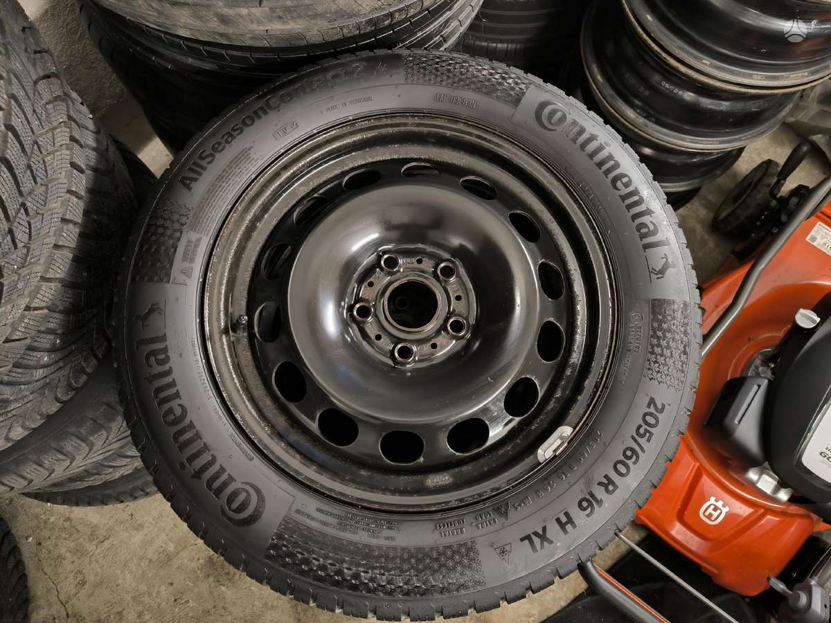 Continental, зимние 205/60 R16