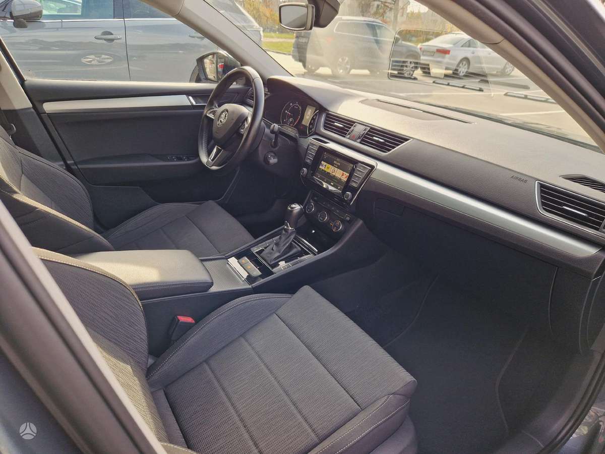 Skoda Superb, 1.6 l., hatchback