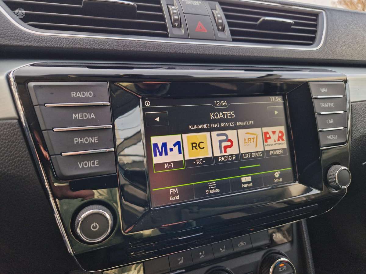 Skoda Superb, 1.6 l., hatchback