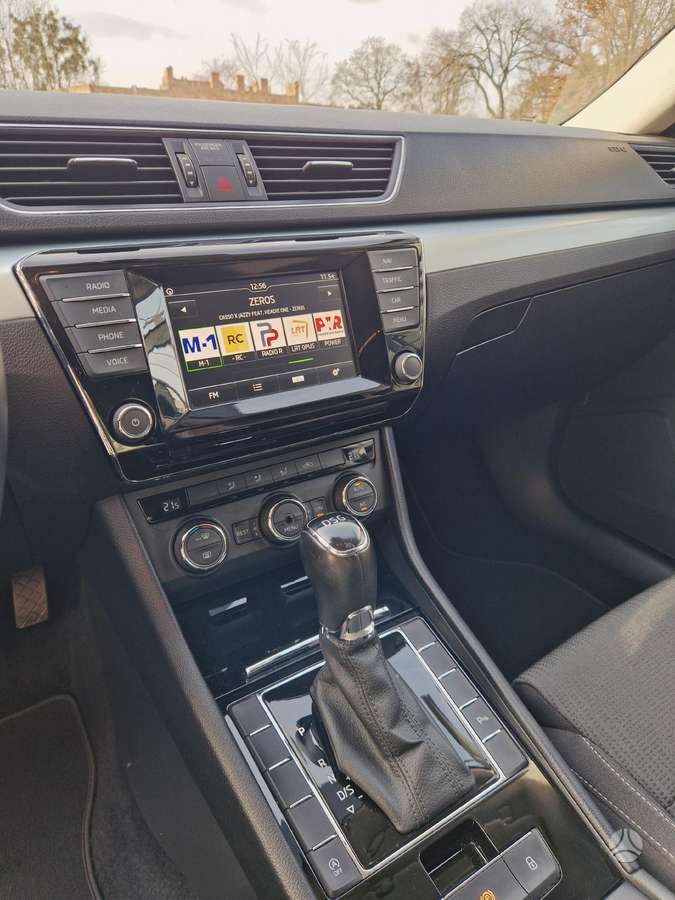 Skoda Superb, 1.6 l., Хэтчбек