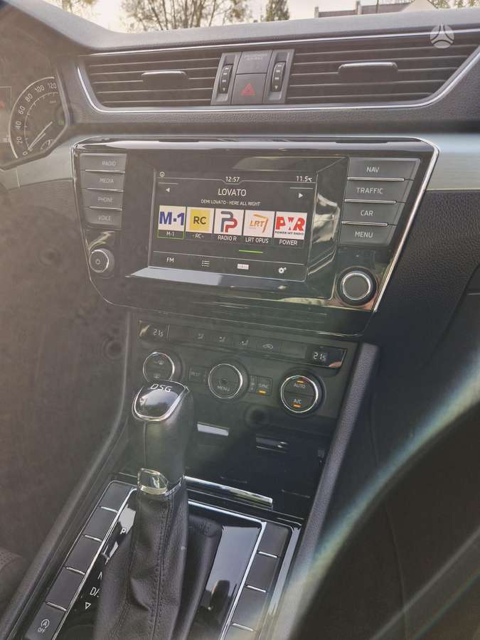 Skoda Superb, 1.6 l., hatchback