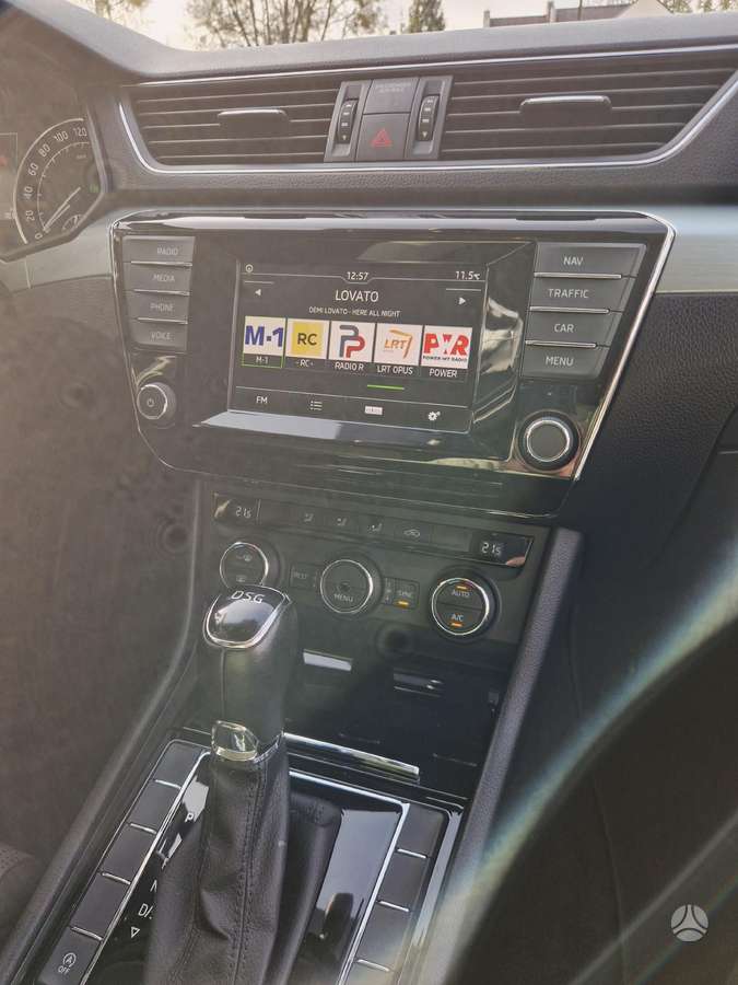 Skoda Superb, 1.6 l., Хэтчбек