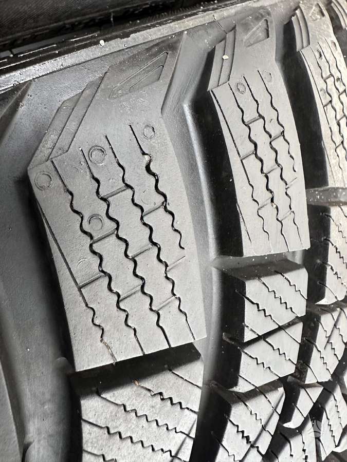 Kumho, winter 255/35 R19