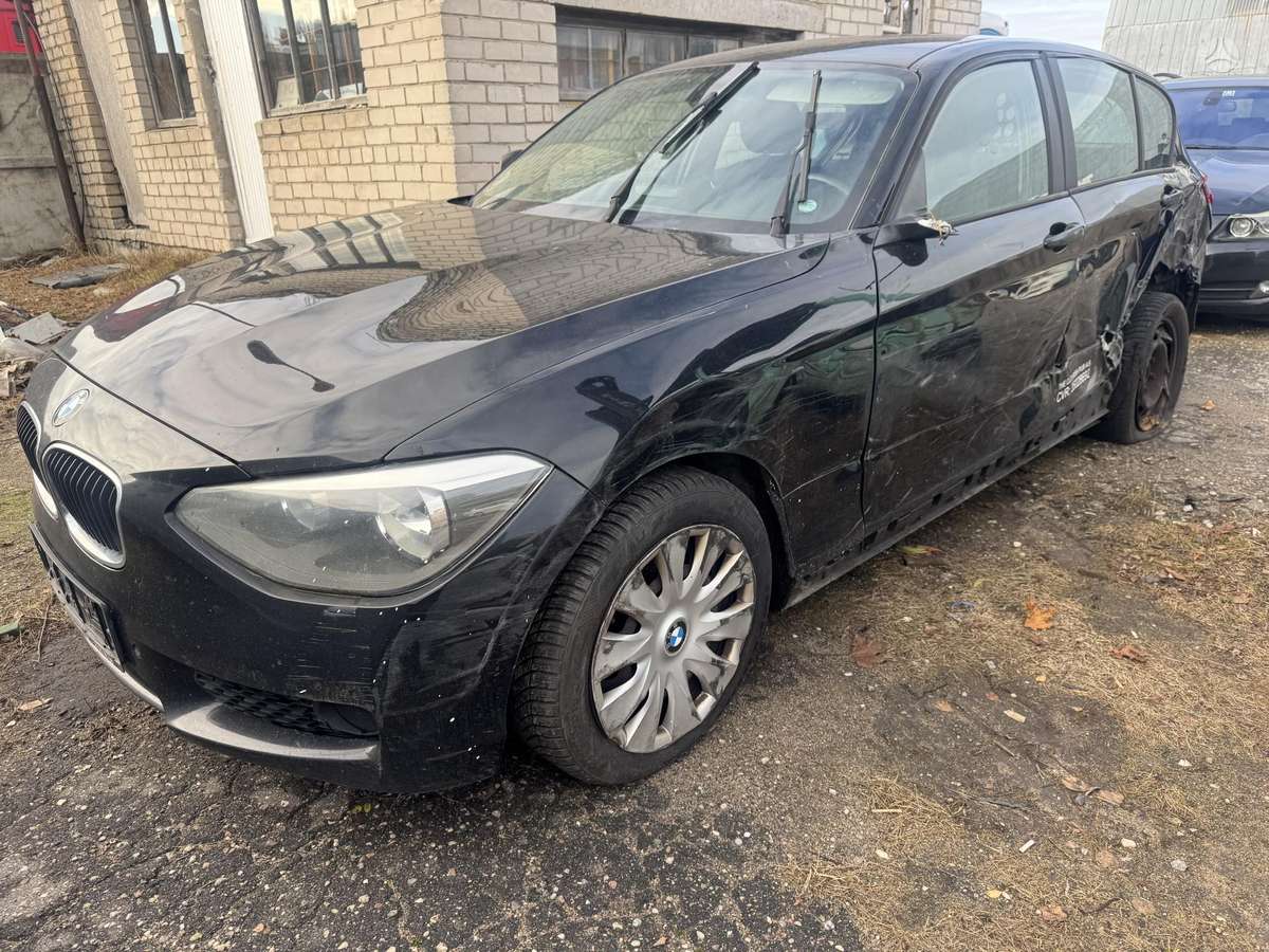 BMW 1 serija
