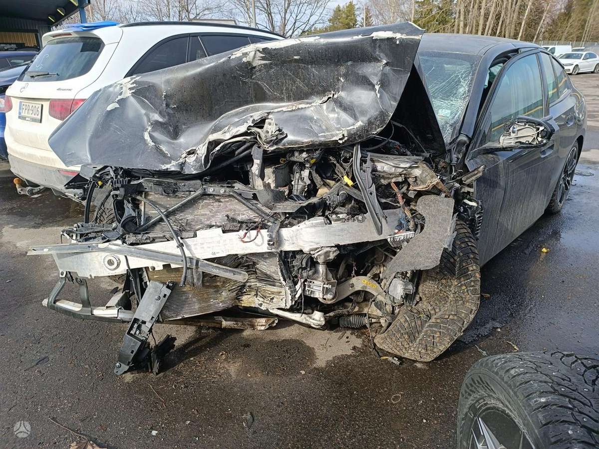 BMW 5 serija по частям