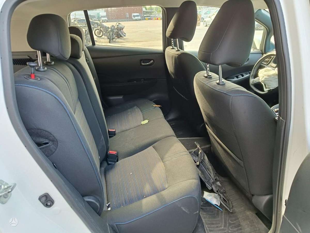 Nissan Leaf for parts