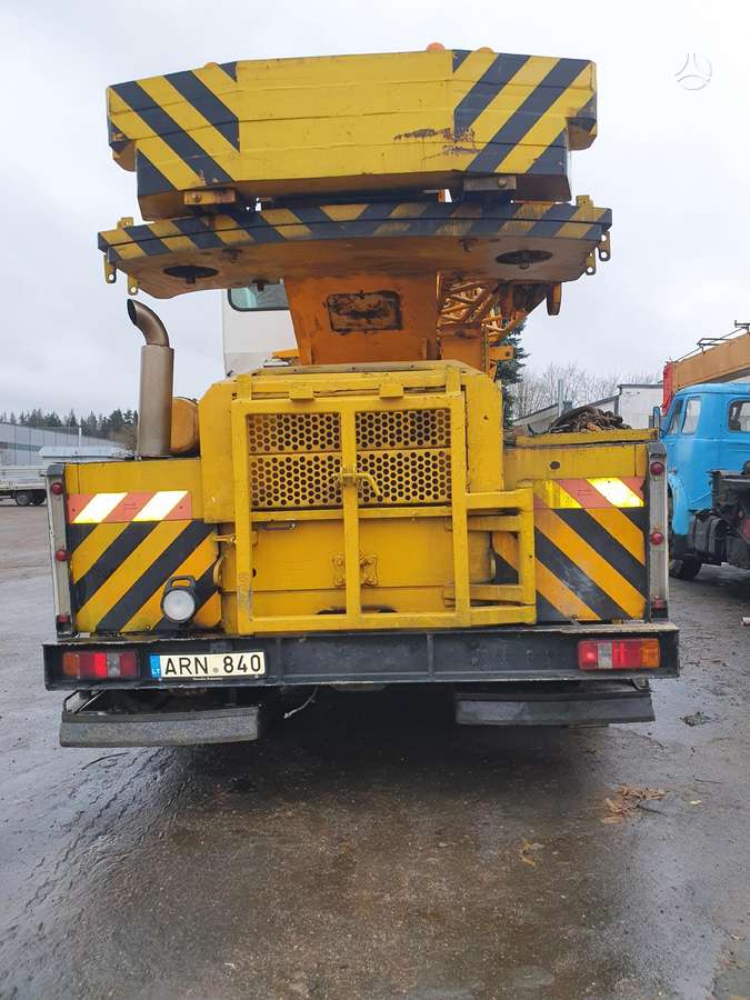 Faun RTF40- 3, crane