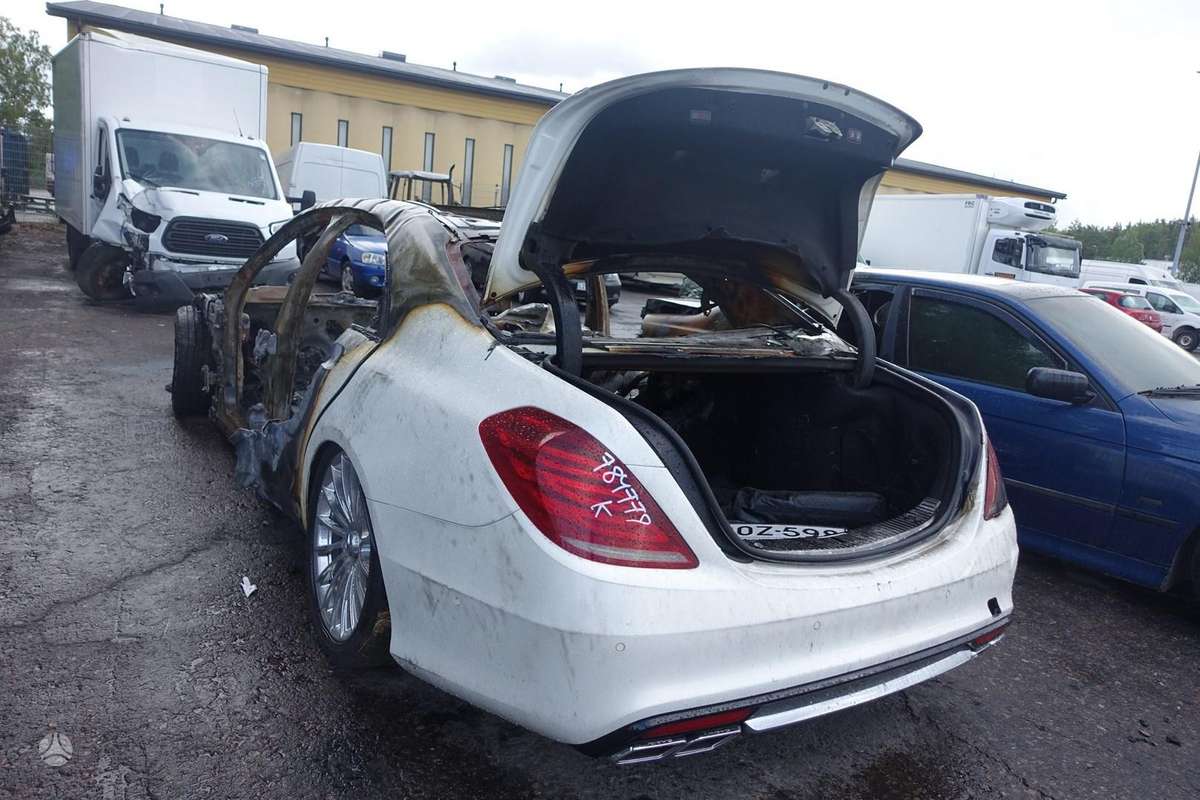 Mercedes-Benz S klasė dalimis