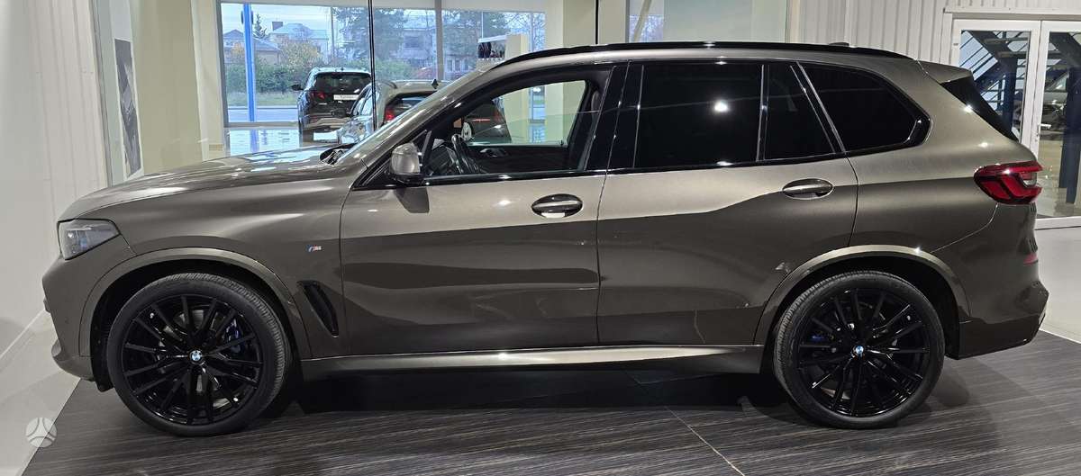 BMW X5, 3.0 l., off-road / crossover