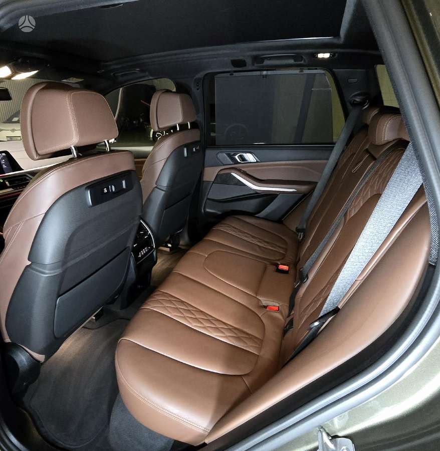 BMW X5, 3.0 l., off-road / crossover