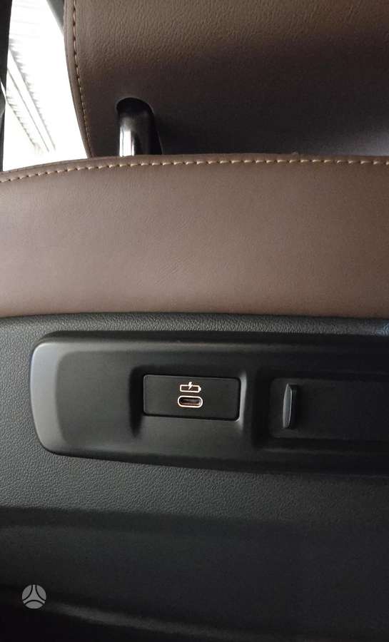 BMW X5, 3.0 l., off-road / crossover