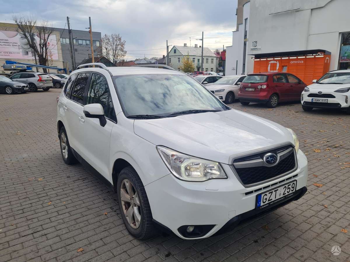 Subaru Forester, 2.0 l., off-road / crossover