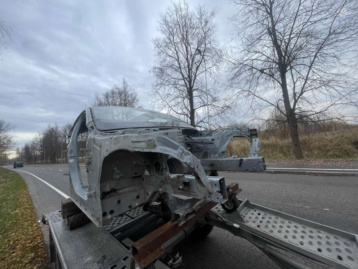 BMW X4 kėbulo dalys