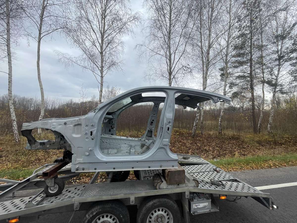 BMW X4 kėbulo dalys