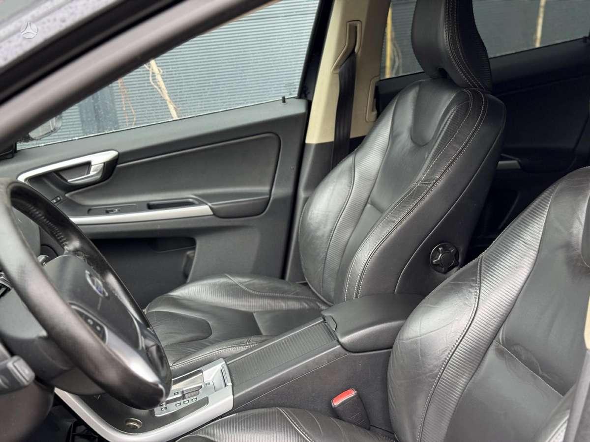 Volvo XC60 - 6
