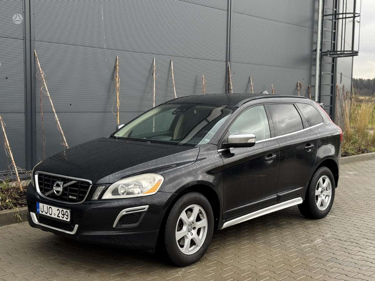 Volvo XC60 - 2