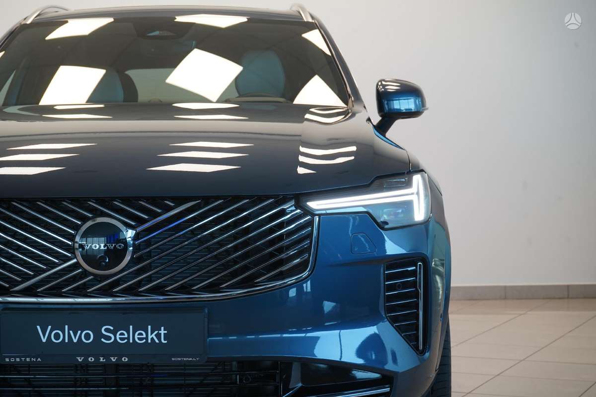 Volvo XC90 - 5