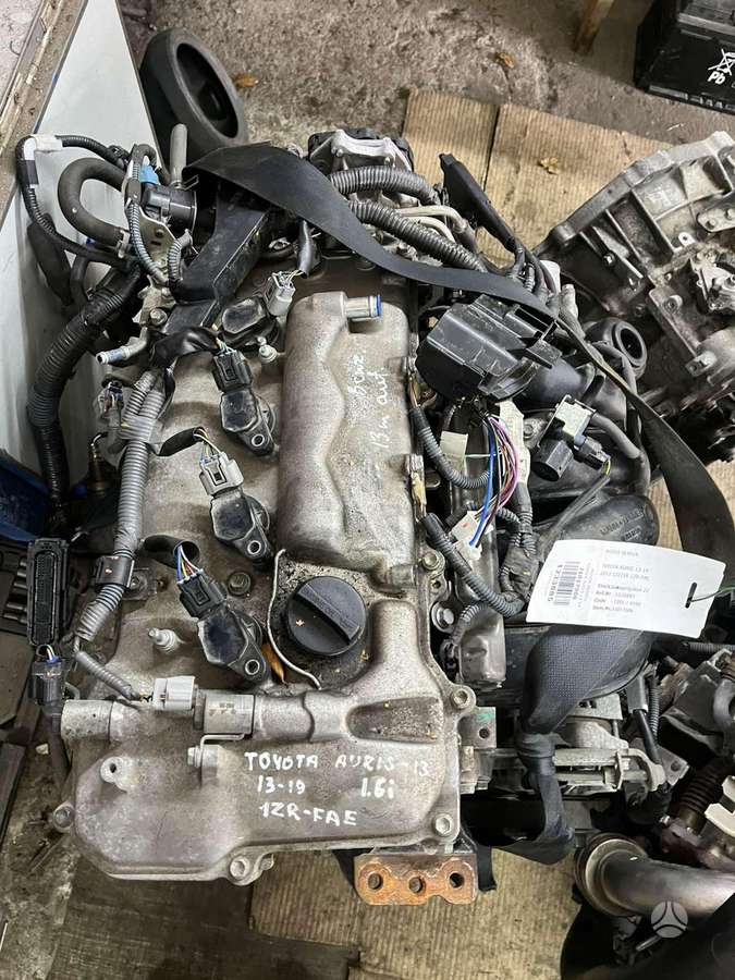Toyota Auris 1zrfae variklio kodas