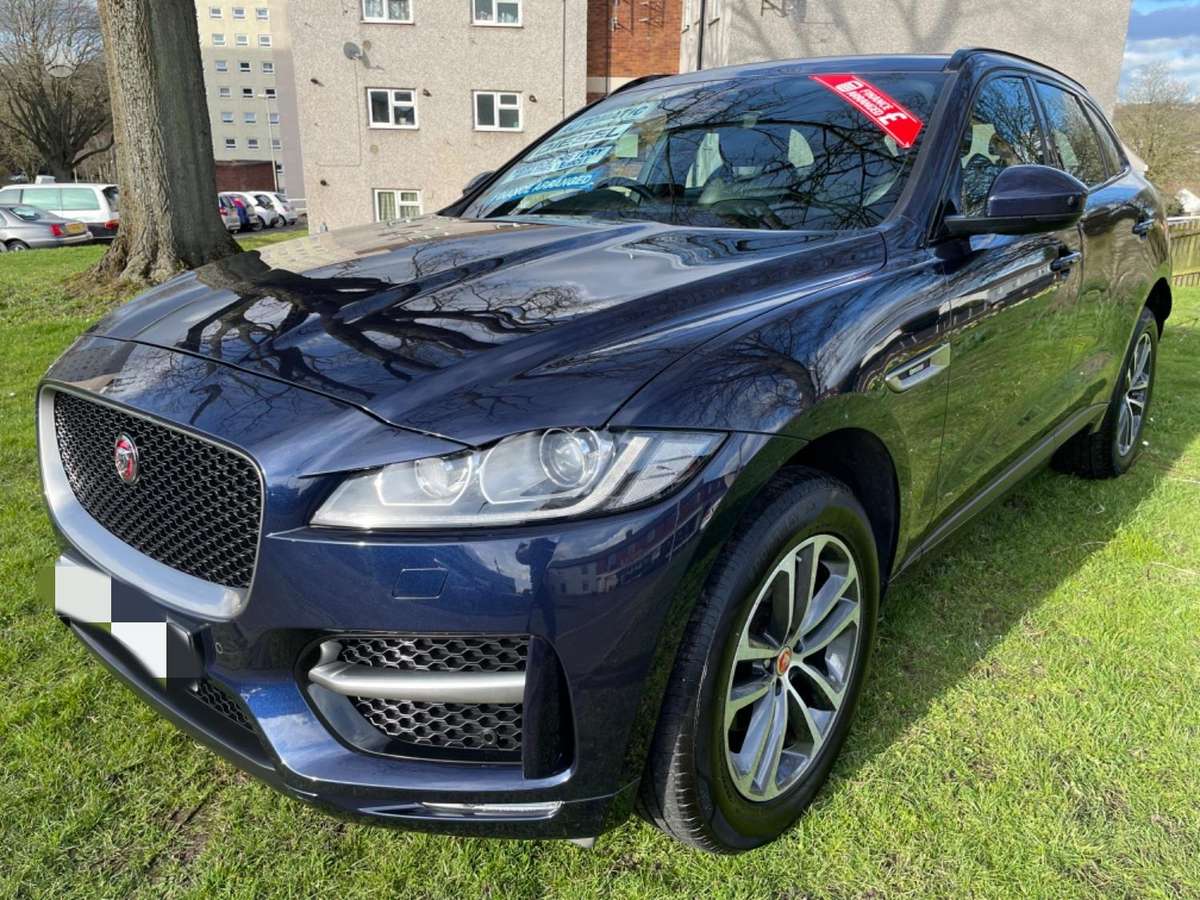 Jaguar F-Pace Auto iš anglijos dalimis