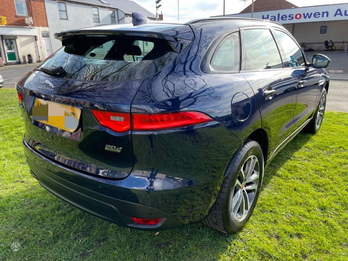 Jaguar F-Pace Auto iš anglijos dalimis