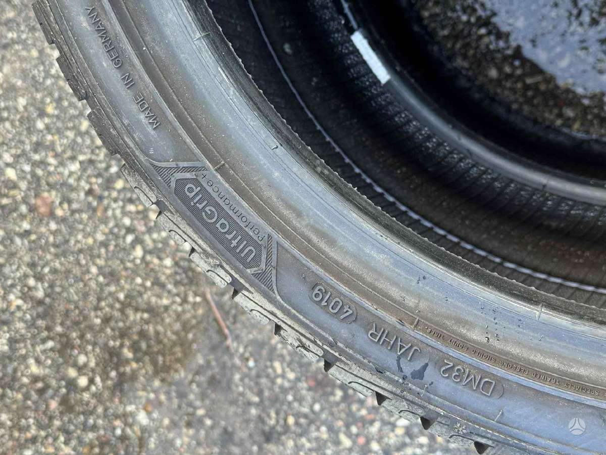 Goodyear ULTRAGRIP PERFORMANCE+, зимние 255/35 R19