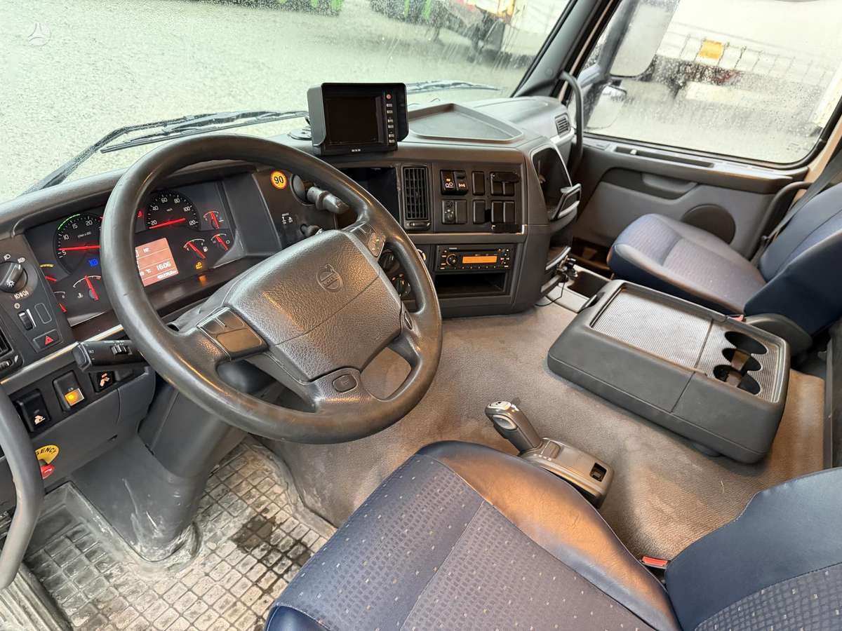 Volvo FM340 6x2 Full steel, самосвалы