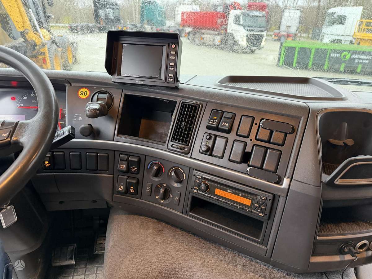 Volvo FM340 6x2 Full steel, самосвалы