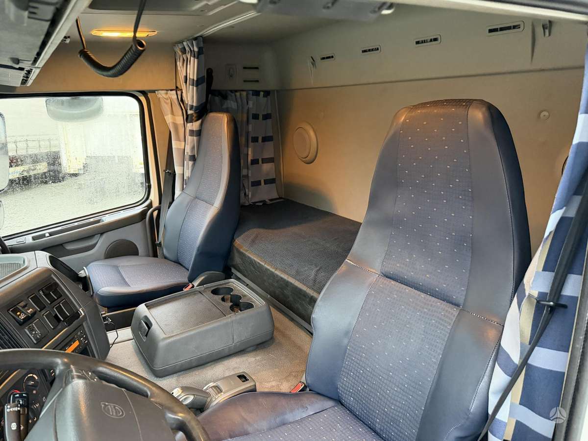 Volvo FM340 6x2 Full steel, самосвалы