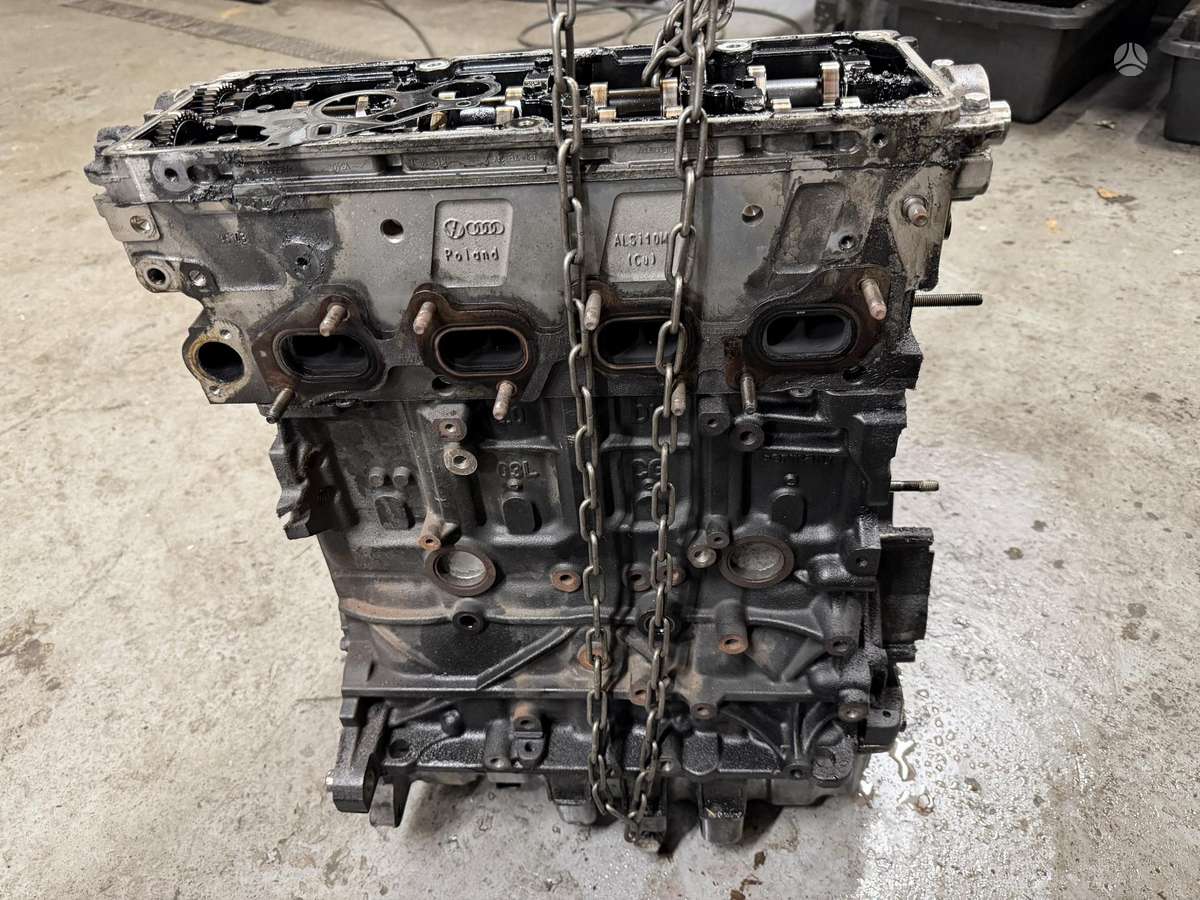 Audi A4, CGLC, детали двигателя