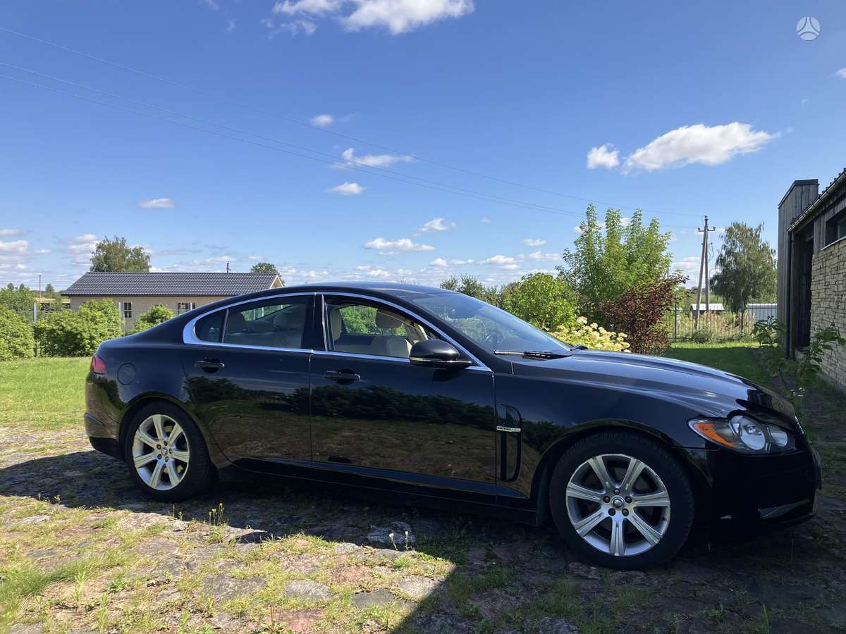 Jaguar XF, 3.0 l., Седан