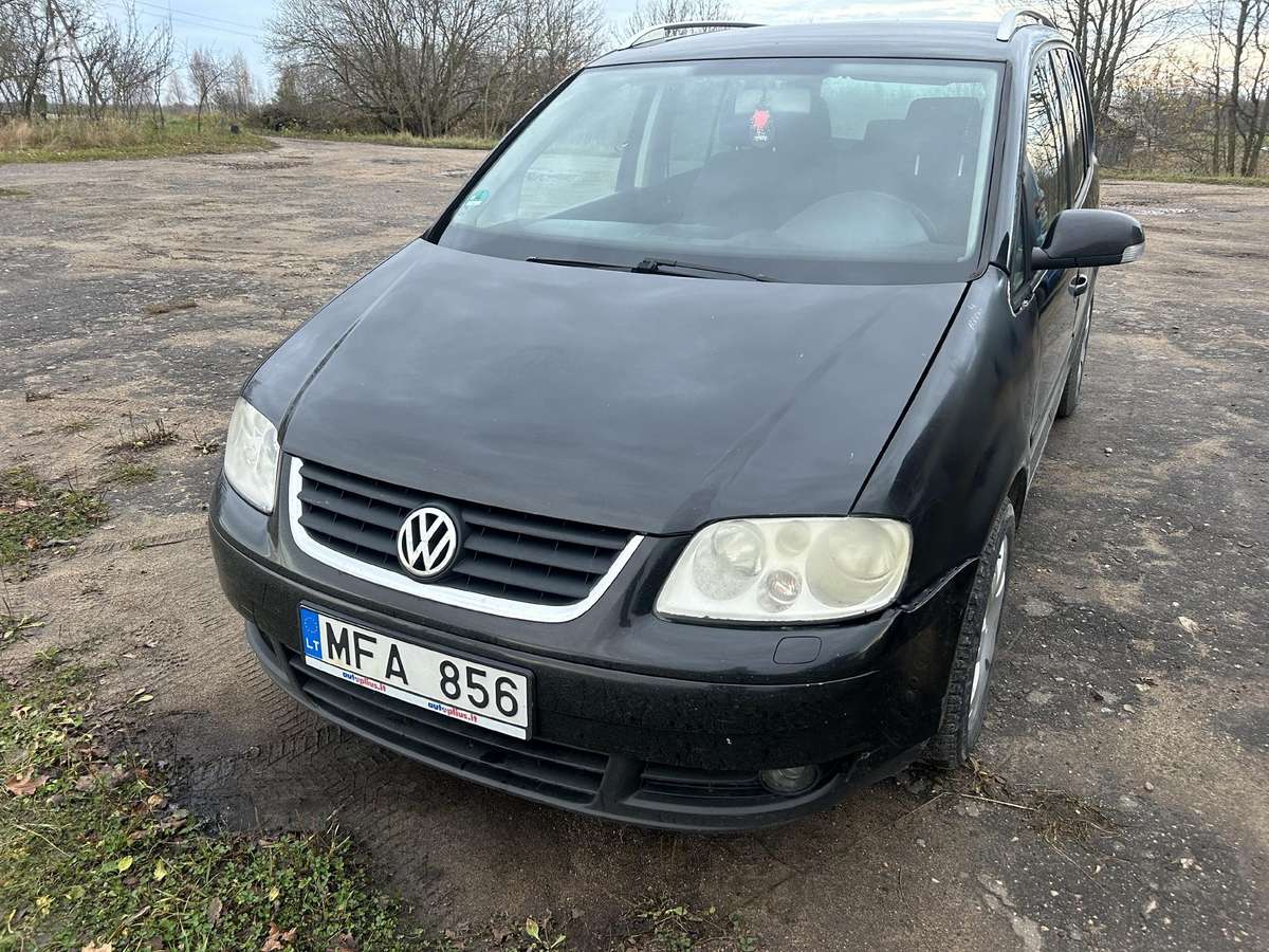 Volkswagen Touran Dalis pristatome